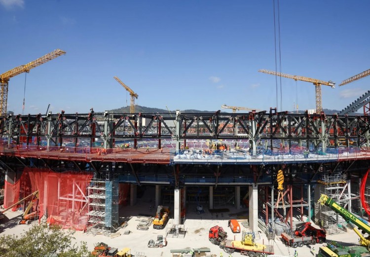 La licencia que permitirá reabrir el Camp Nou… aunque sea a medias