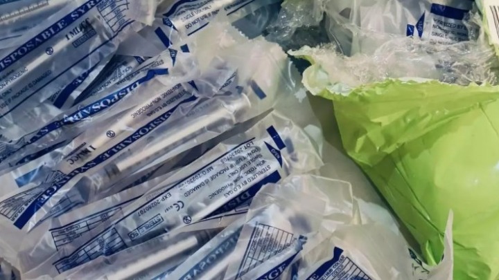 Cerrada una clínica estética en el Eixample por no cumplir medidas higiénicas