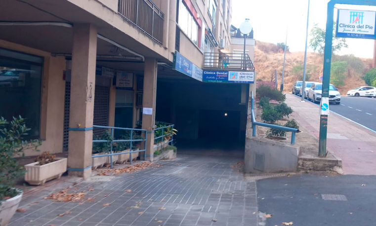 El garaje de Los Almendros con 98 plazas, operativo desde 1989, obligado a cerrar por Urbanismo
