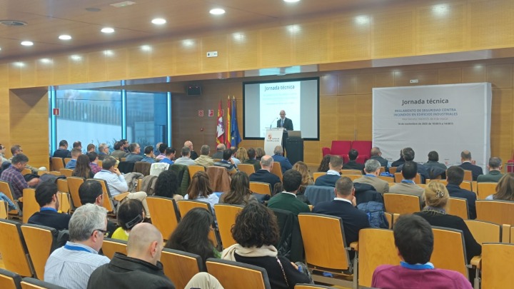 La Junta Castilla y León facilita la transición del sector industrial al nuevo Reglamento de Seguridad contra Incendios recién aprobado
