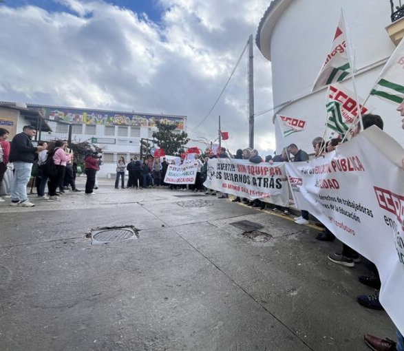 El IES Antonio Gala exige mejoras: nueva protesta por las deficiencias del Grado Superior de Automoción