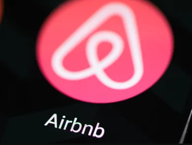 Multa récord a Airbnb: 64 millones por publicitar viviendas sin permiso