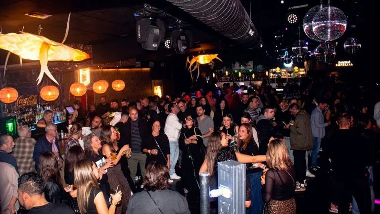 Guía de seguridad para la Nochevieja asturiana: lo que Avispa exige a los locales